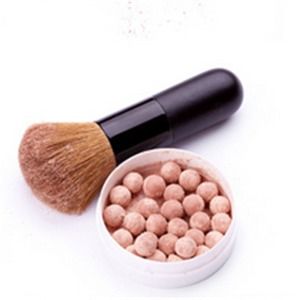 詩鈺化妝品與衛生用品 產品展示與店鋪裝修的精妙融合